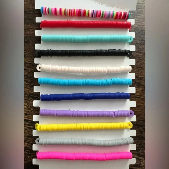 SET: Girls beaded bracelets. Taylor Swift ERAS on each bracelet. 11 bracelets. - Picture 2 of 16